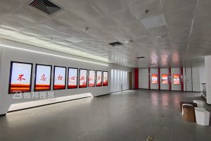 黨建館設(shè)計(jì)如何平衡傳統(tǒng)展示形式與數(shù)字化互動體驗(yàn)的創(chuàng)新需求?